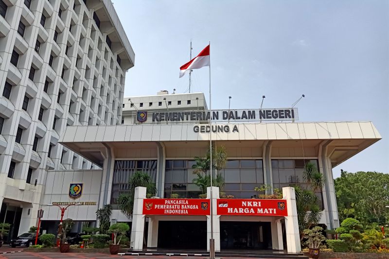 Surat Balasan Kemendagri perihal persetujuan pengangkatan dan pelantikan Pejabat Pimpinan Tinggi Pratama Kabupaten Pamekasan